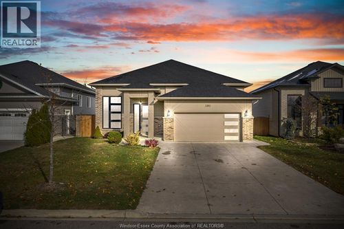 390 Welsh Ave, Amherstburg, ON, N9V0E7 | Card Image