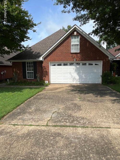 7597 Davis Pkwy, Southaven, MS, 38671-7118 | Card Image
