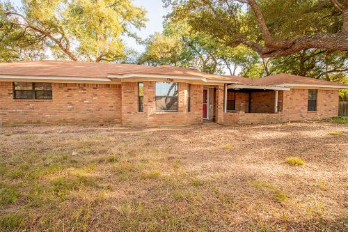 7909 North River Crossing, China Spring, TX, 76633 | Card Image