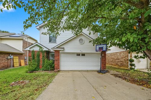 912 S Old Orchard Ln, Lewisville, TX, 75067-4361 | Card Image
