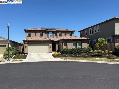 6822 Spanner Ct, Tracy, CA, 95377-8194 | Card Image
