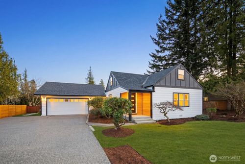 2406 100th St Se, Everett, WA, 98208-2905 | Card Image