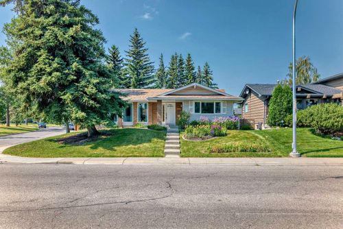 13223 Lake Crimson Dr Se, Calgary, AB, T2J3K4 | Card Image