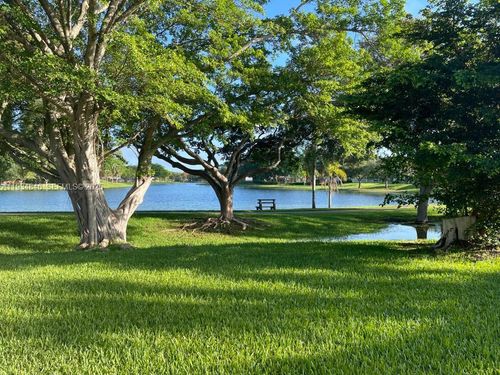 apt-8-10320 Sw 154th Circle Ct, Miami, FL, 33196-2611 | Card Image