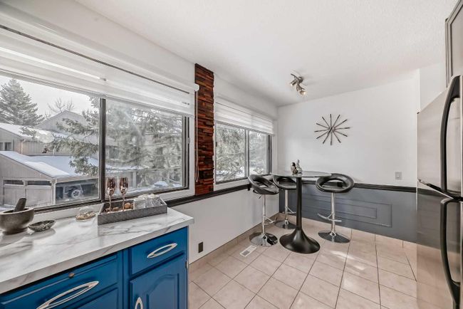 23 - 10457 19 Street Sw, Home with 3 bedrooms, 2 bathrooms and 2 parking in Calgary AB | Image 11