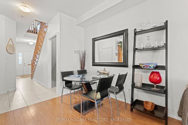 1069 Beach Blvd, House attached with 2 bedrooms, 4 bathrooms and 2 parking in Hamilton ON | Image 14