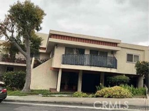 unit-101b-2231 Saint Louis Ave, Signal Hill, CA, 90755-3717 | Card Image
