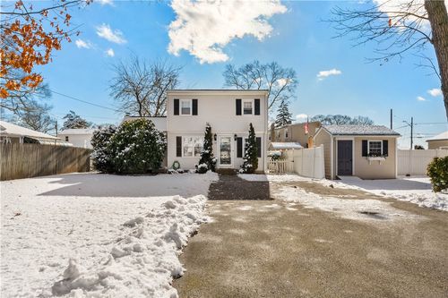 10 Cosett Rd, Warwick, RI, 02886-8803 | Card Image