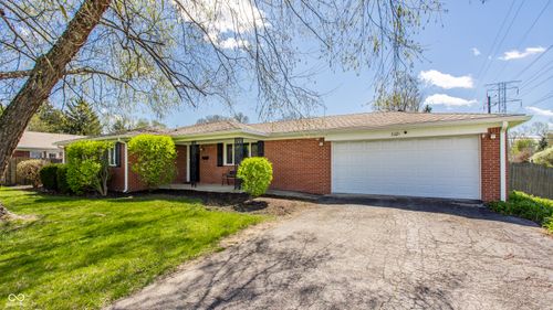 3021 Kessler Boulevard East Dr, Indianapolis, IN, 46220-2912 | Card Image
