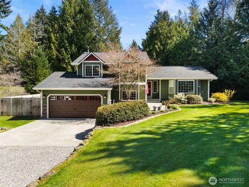 2345 Martin Ave E, Port Orchard, WA, 98366-8225 | Card Image