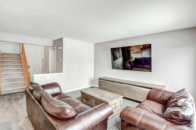 116 Bridlewood Circle Sw, Home with 3 bedrooms, 3 bathrooms and 4 parking in Calgary AB | Image 14