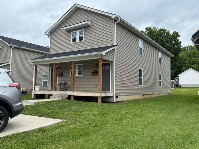 277 - 275277 Broadway St, Home with 8 bedrooms, 8 bathrooms and null parking in Irvine KY | Image 4