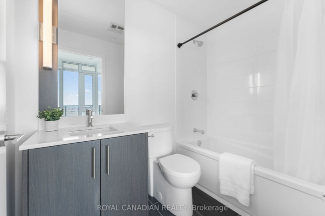 1110 - 215 Veterans Dr, Condo with 2 bedrooms, 2 bathrooms and 1 parking in Brampton ON | Image 20
