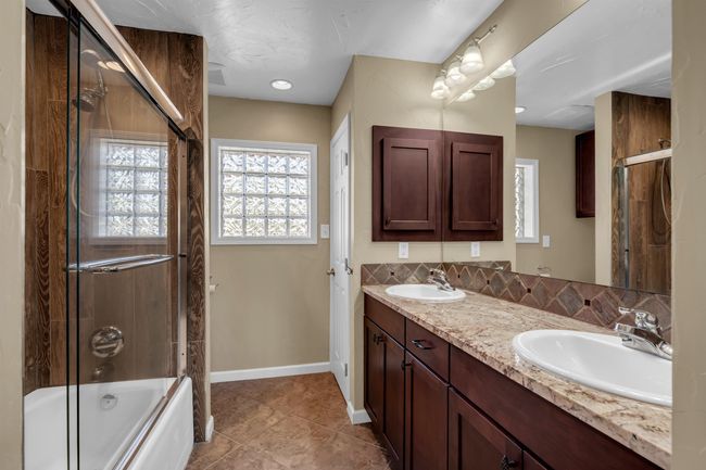 210 W Heron Dr, House other with 3 bedrooms, 2 bathrooms and null parking in Highland Haven TX | Image 17