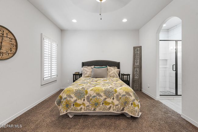 12801 Woolstone-20 | Image 22