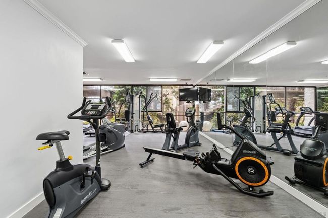 UNIT-1205 - 2500 Torrey Pines Rd, Condo with 2 bedrooms, 2 bathrooms and 2 parking in La Jolla CA | Image 37