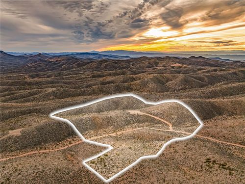 20 337-01-079, White Hills, AZ, 86445 | Card Image