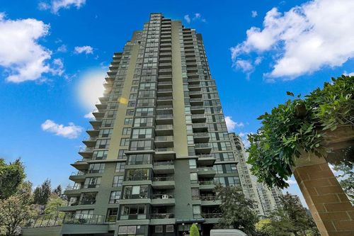 304 - 288 Ungless Way, Condo with 2 bedrooms, 2 bathrooms and 2 parking in Port Moody BC | Card Image