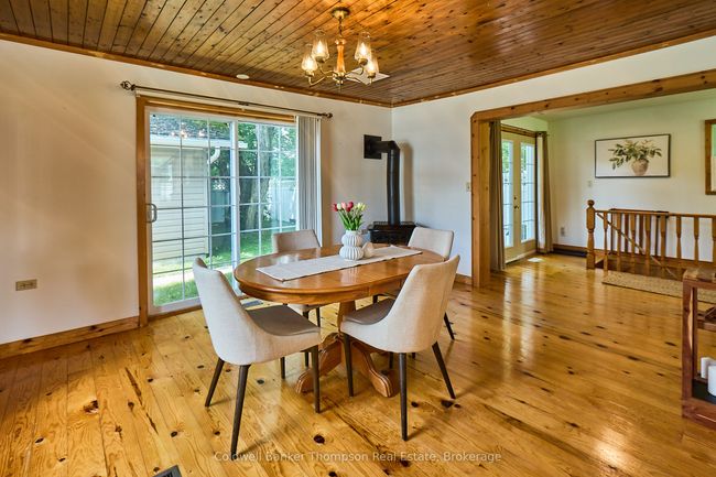 2148 Stisted Rd S, House other with 3 bedrooms, 2 bathrooms and 6 parking in Sprucedale ON | Image 11