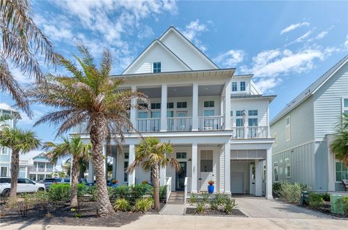 201 Lakeshore Street, Port Aransas, TX, 78373 | Card Image