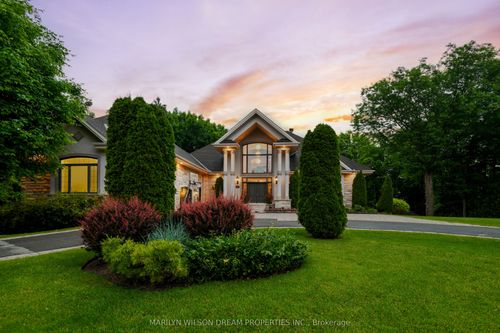 38 Rothwell Dr, Gloucester, ON, K1J7G4 | Card Image