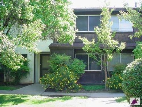 103-4767 N Cedar Ave, Fresno, CA, 93726-1018 | Card Image