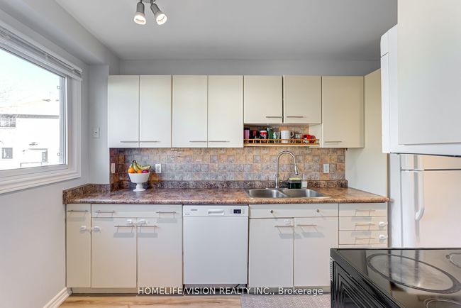 58 - 966 Adelaide Ave E, Condo with 3 bedrooms, 2 bathrooms and 1 parking in Oshawa ON | Image 8