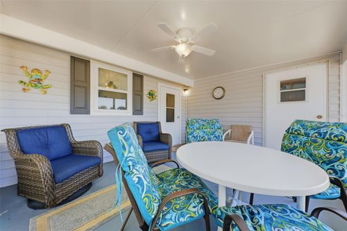 614 Challenger Ave, DAVENPORT, FL, 33897-7643 | Card Image