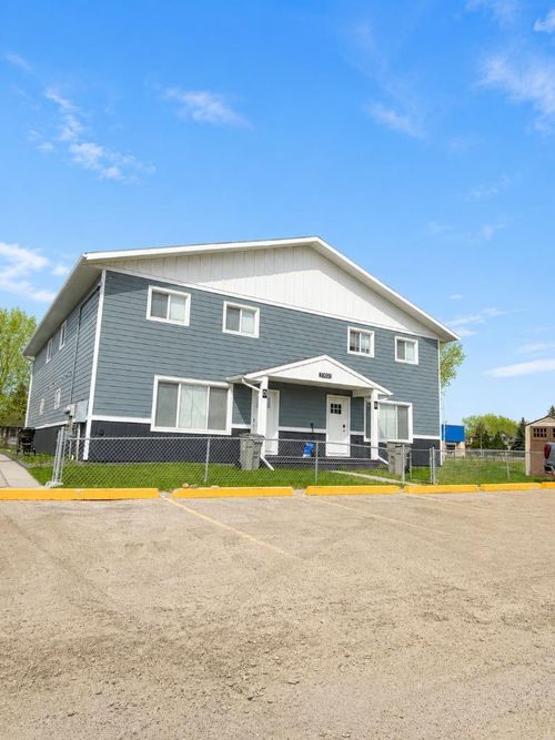 a-10021 105 Ave, Grande Prairie, AB, T8V1H2 | Card Image