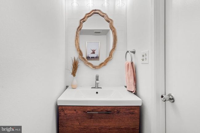 2273 Coppersmith Sq, Townhouse with 3 bedrooms, 3 bathrooms and null parking in RESTON VA | Image 5