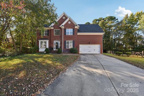 11015 Wilburn Park Ct, Charlotte, NC, 28262-6447 | Card Image
