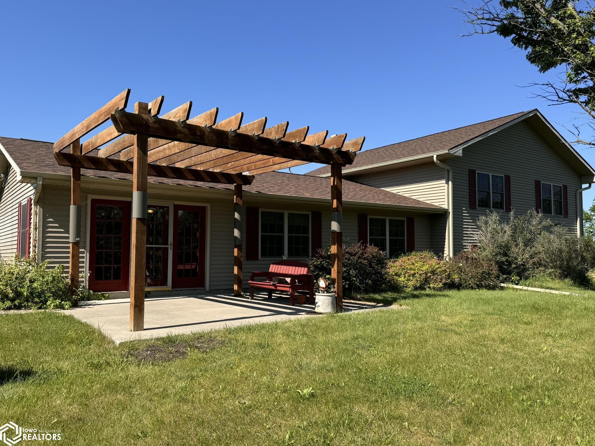 Wyoming St, New Virginia, IA 50210