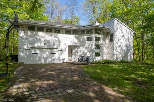 3812 Ellendale Rd, Moreland Hills, OH, 44022-1124 | Card Image