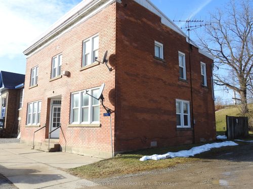 1792 Longwoods Road, Southwest Middlesex, ON, N0L2N9 | Card Image