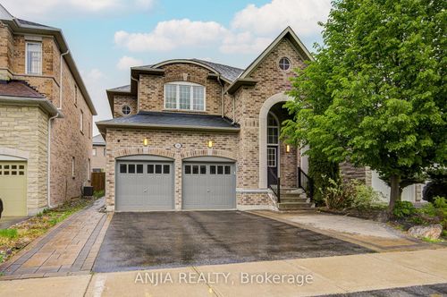 186 Ascalon Dr, Maple, ON, L6A0M8 | Card Image