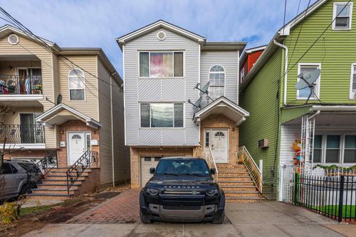 1-53 S 2nd St, Elizabeth, NJ, 07206-1541 | Card Image