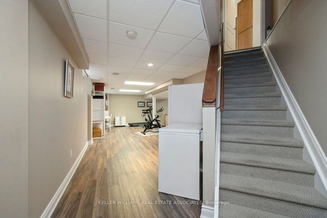10 Meadowglen Blvd, House other with 4 bedrooms, 4 bathrooms and 2 parking in Georgetown ON | Image 36