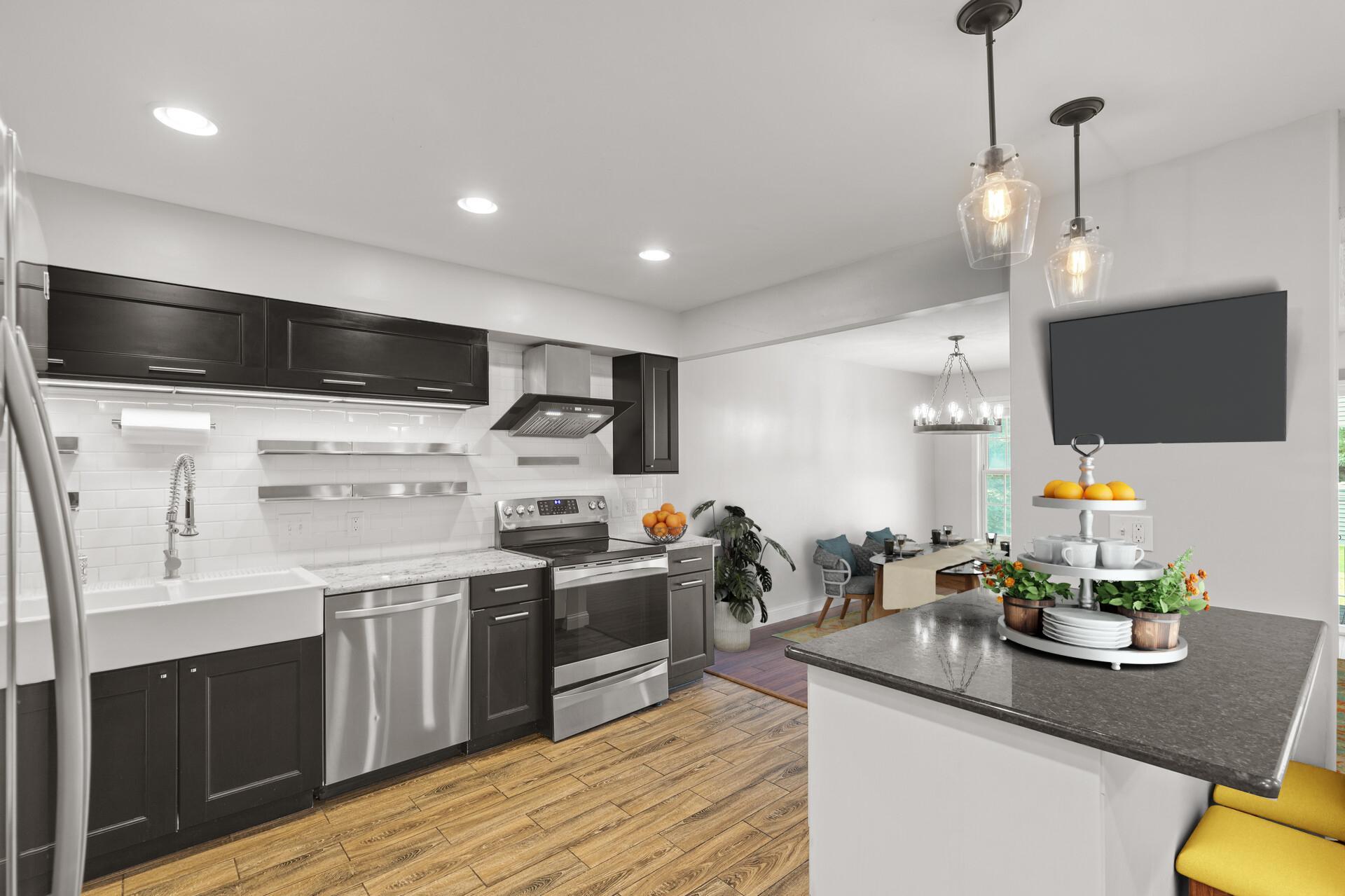 Knob Cir, Saint Paul, MN 55122