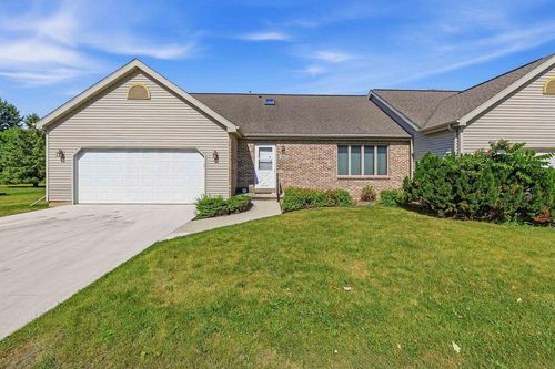 178 E Pioneer Road, Fond Du Lac, WI, 54935 | Card Image