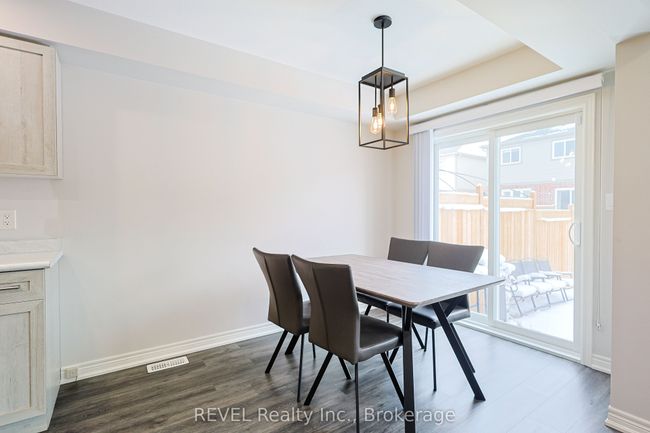 196 Heron St, House attached with 3 bedrooms, 3 bathrooms and 2 parking in Welland ON | Image 13