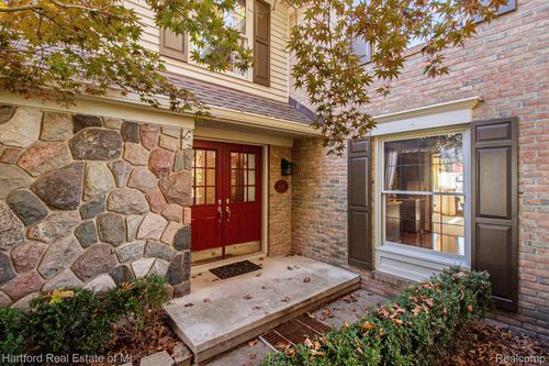 4506 Golf View Dr, Brighton, MI, 48116-9799 | Card Image