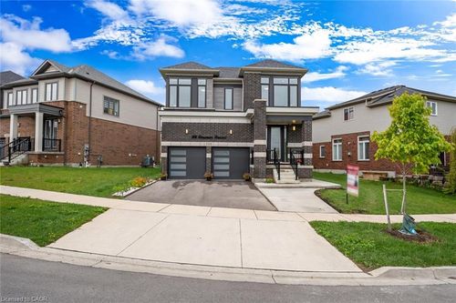 116 Crossmore Cres, Cambridge, ON, N1S0C7 | Card Image