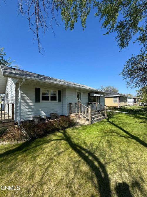 401 13th Street Ne, Jamestown, ND, 58401 | Card Image