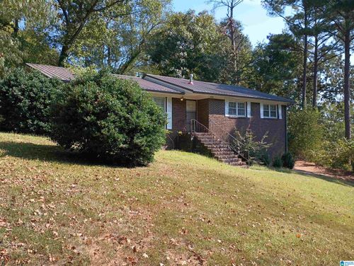 3105 3rd St Ne, Center Point, AL, 35215-2001 | Card Image