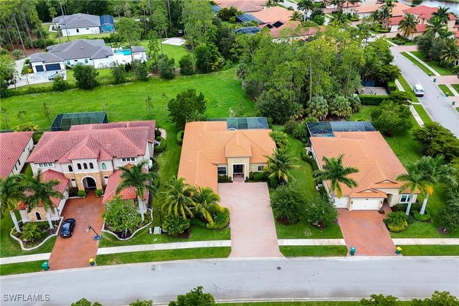 Aerial perspective of suburban area | Image 43