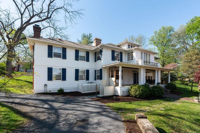 675 E Beverley St, House other with 4 bedrooms, 4 bathrooms and null parking in STAUNTON VA | Image 61