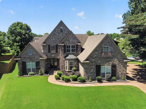 9797 Windward Slope Cv, Lakeland, TN, 38002-8170 | Card Image