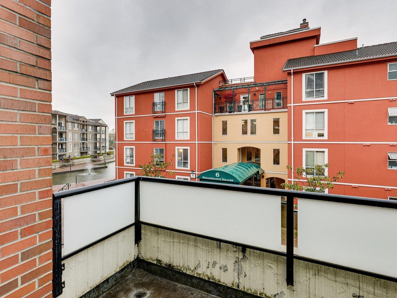 119 - 8 Renaissance Square, Townhouse with 3 bedrooms, 2 bathrooms and 2 parking in New Westminster BC | Image 14