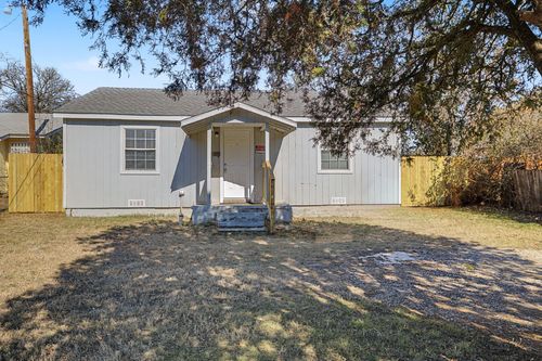 3817 Collin St, Fort Worth, TX, 76119-3927 | Card Image