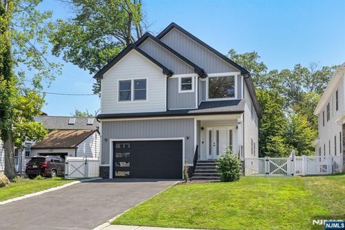 45 Virginia Ave, Livingston, NJ, 07039-2952 | Card Image
